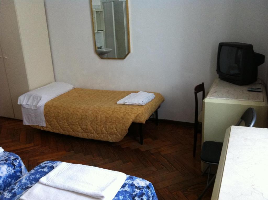 Hotel Gambara Milão Quarto foto