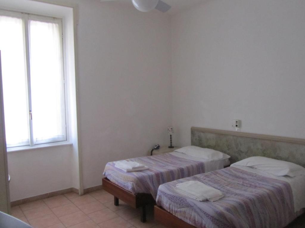 Hotel Gambara Milão Quarto foto